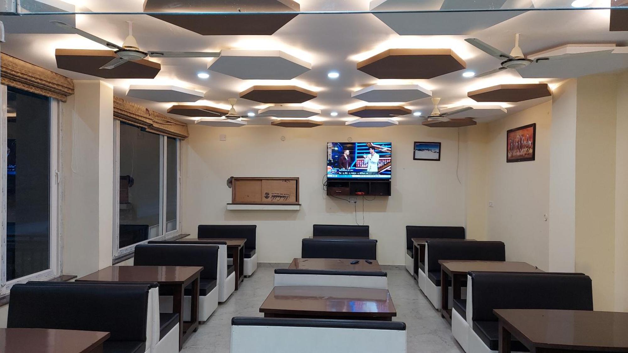 Hotel Anantam Residency Uttarkāshi 외부 사진