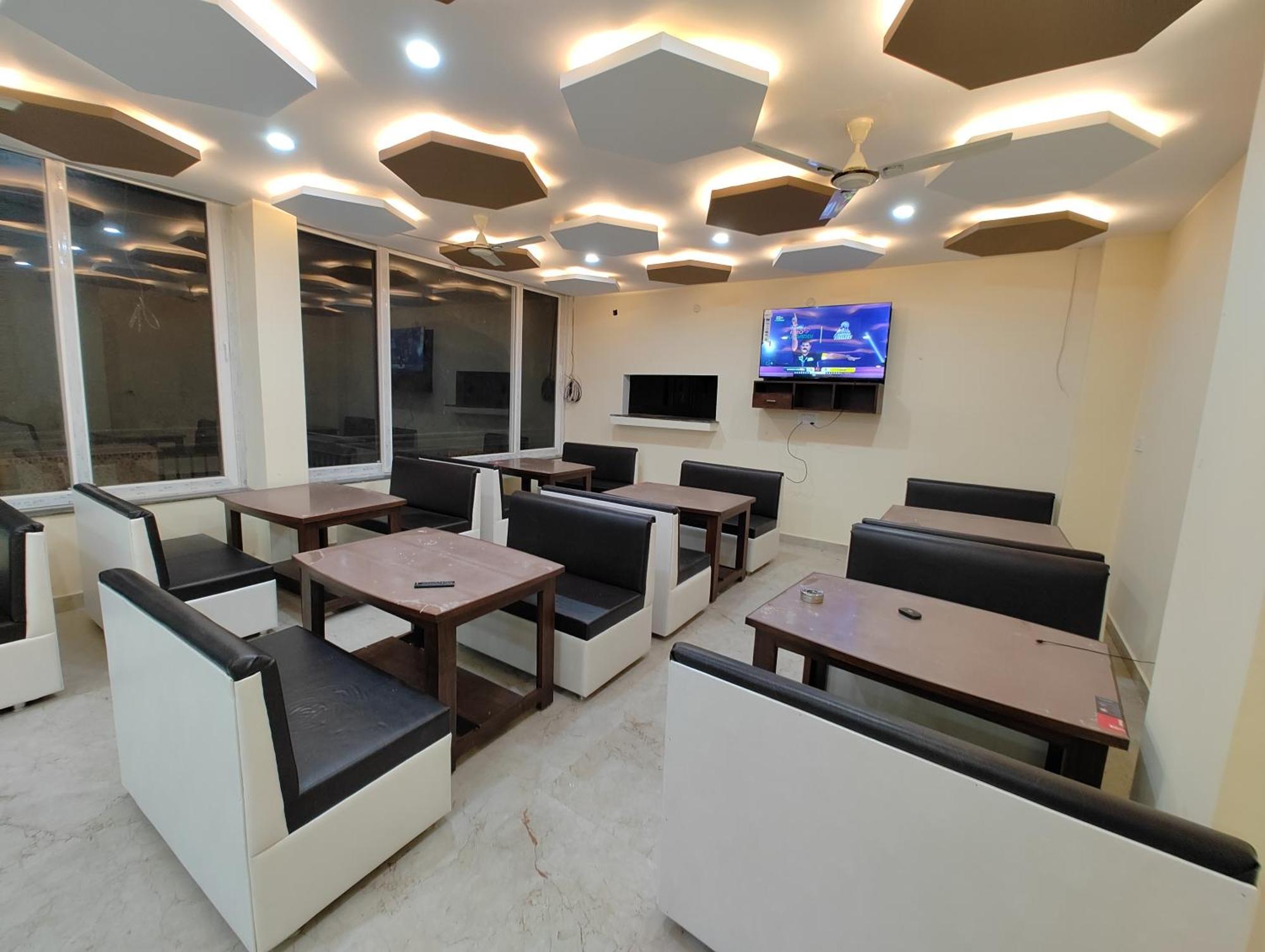 Hotel Anantam Residency Uttarkāshi 외부 사진