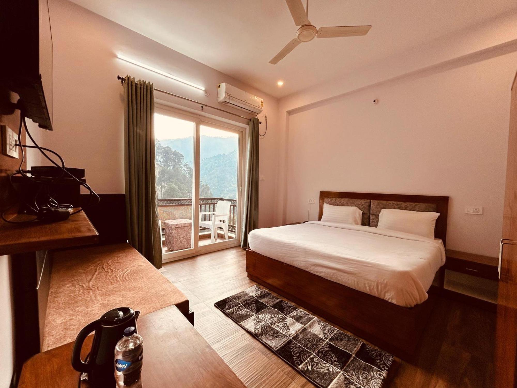 Hotel Anantam Residency Uttarkāshi 외부 사진