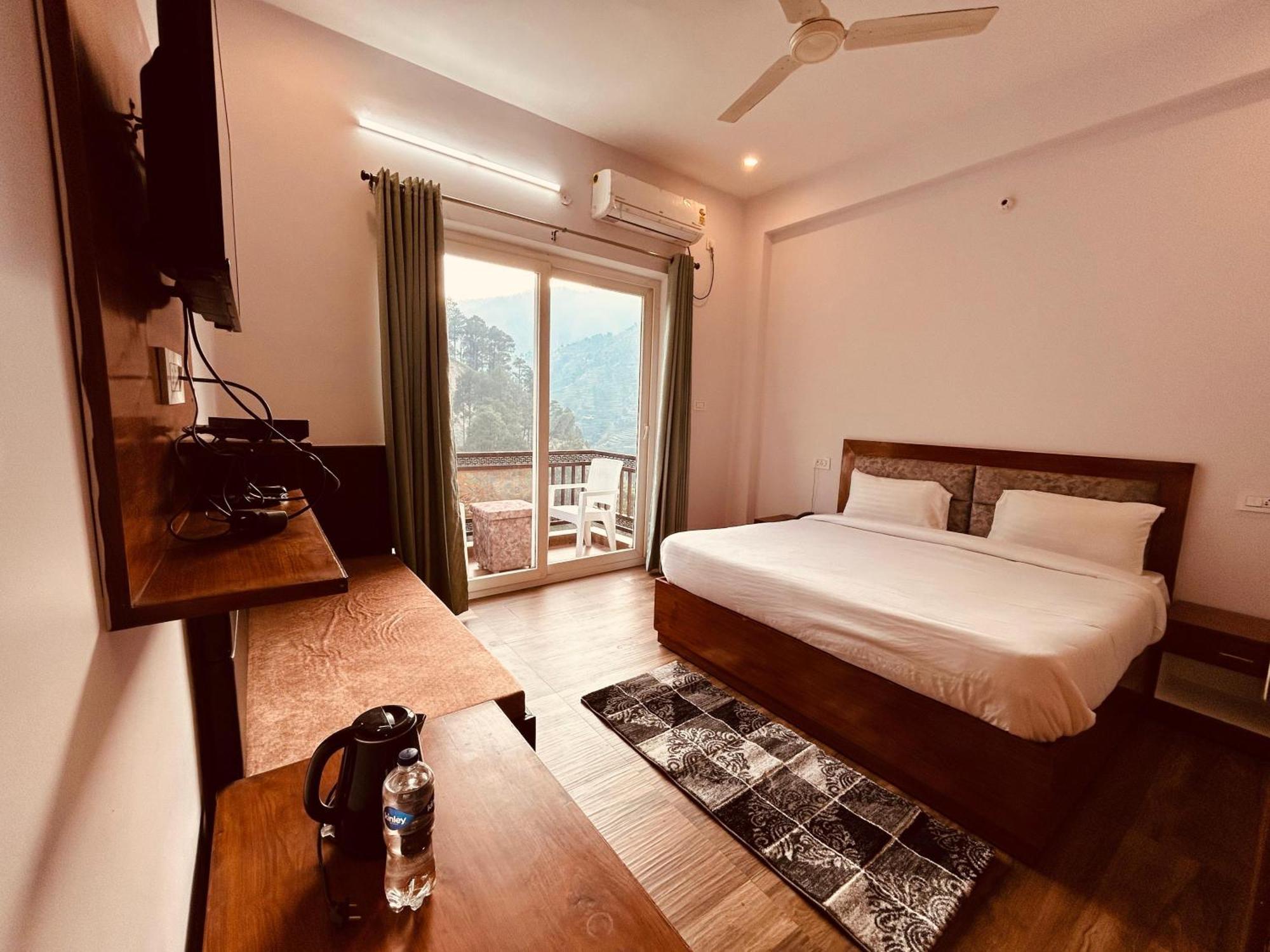 Hotel Anantam Residency Uttarkāshi 외부 사진