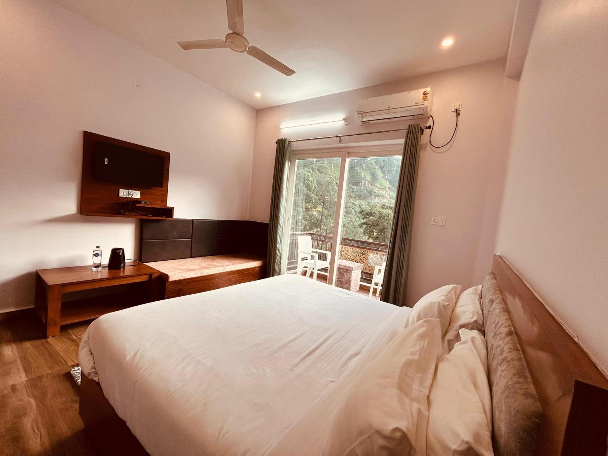 Hotel Anantam Residency Uttarkāshi 외부 사진