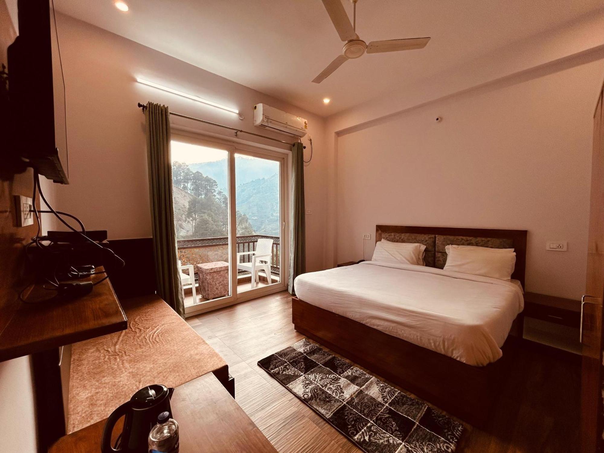 Hotel Anantam Residency Uttarkāshi 외부 사진